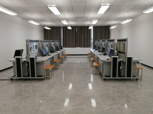 �W(w��ng)�j(lu��)��PLC�ɾ��̿�������׃�l�{(di��o)�ټ�늚���ƌ���b��