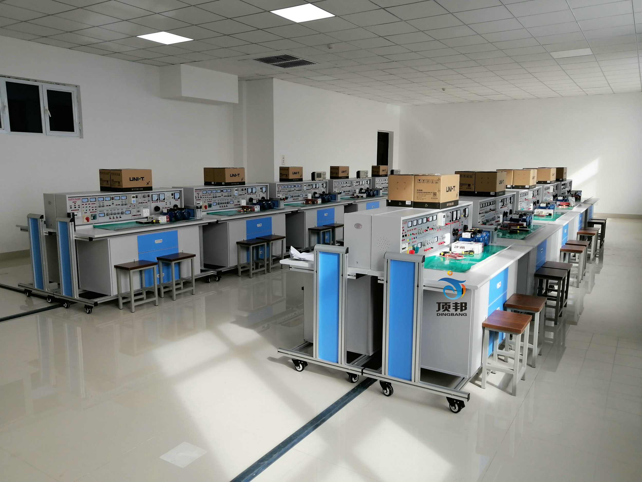 ͨ��늹�����ӡ�����τ�(d��ng)����ֱ��늙C(j��)���ĺ�һ��(sh��)�(y��n)�ҳ����O(sh��)��