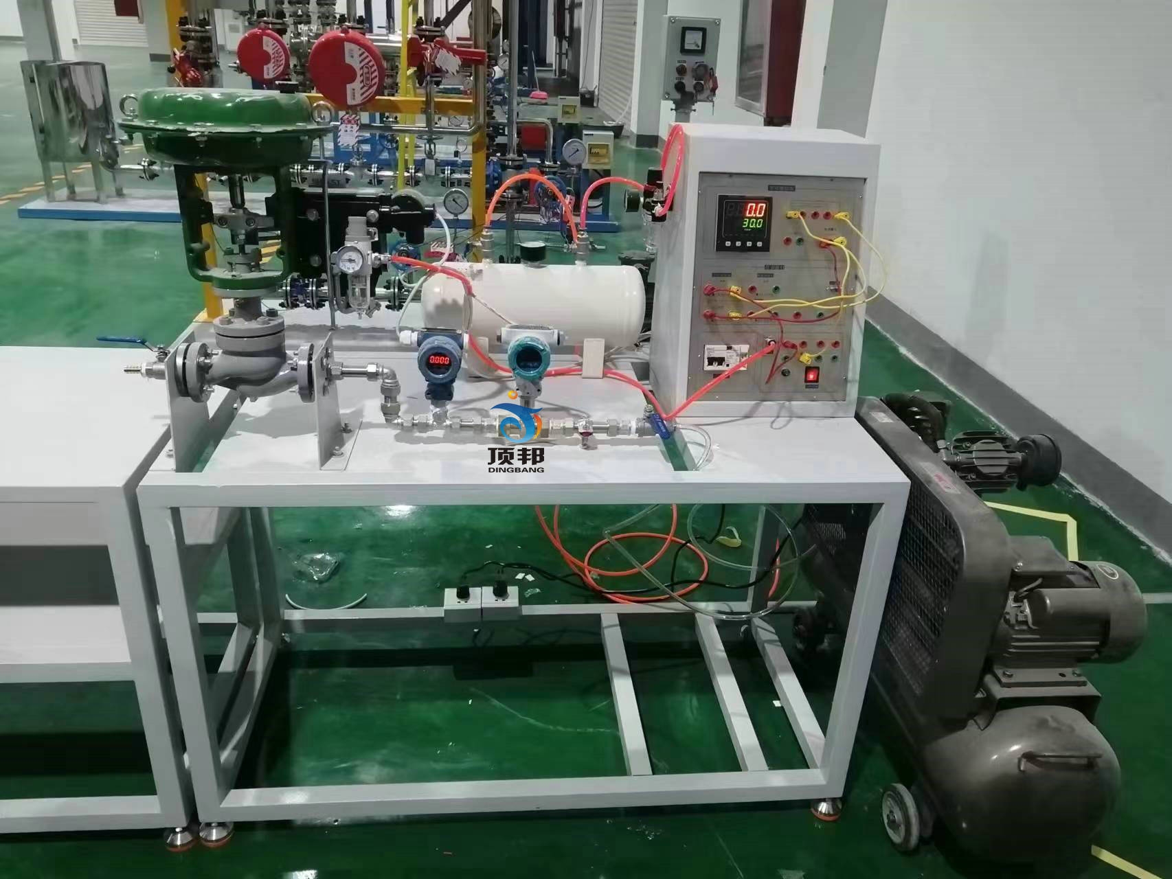 ���(d��ng)�{(di��o)��(ji��)�y���b�{(di��o)У��(sh��)Ӗ(x��n)�b��