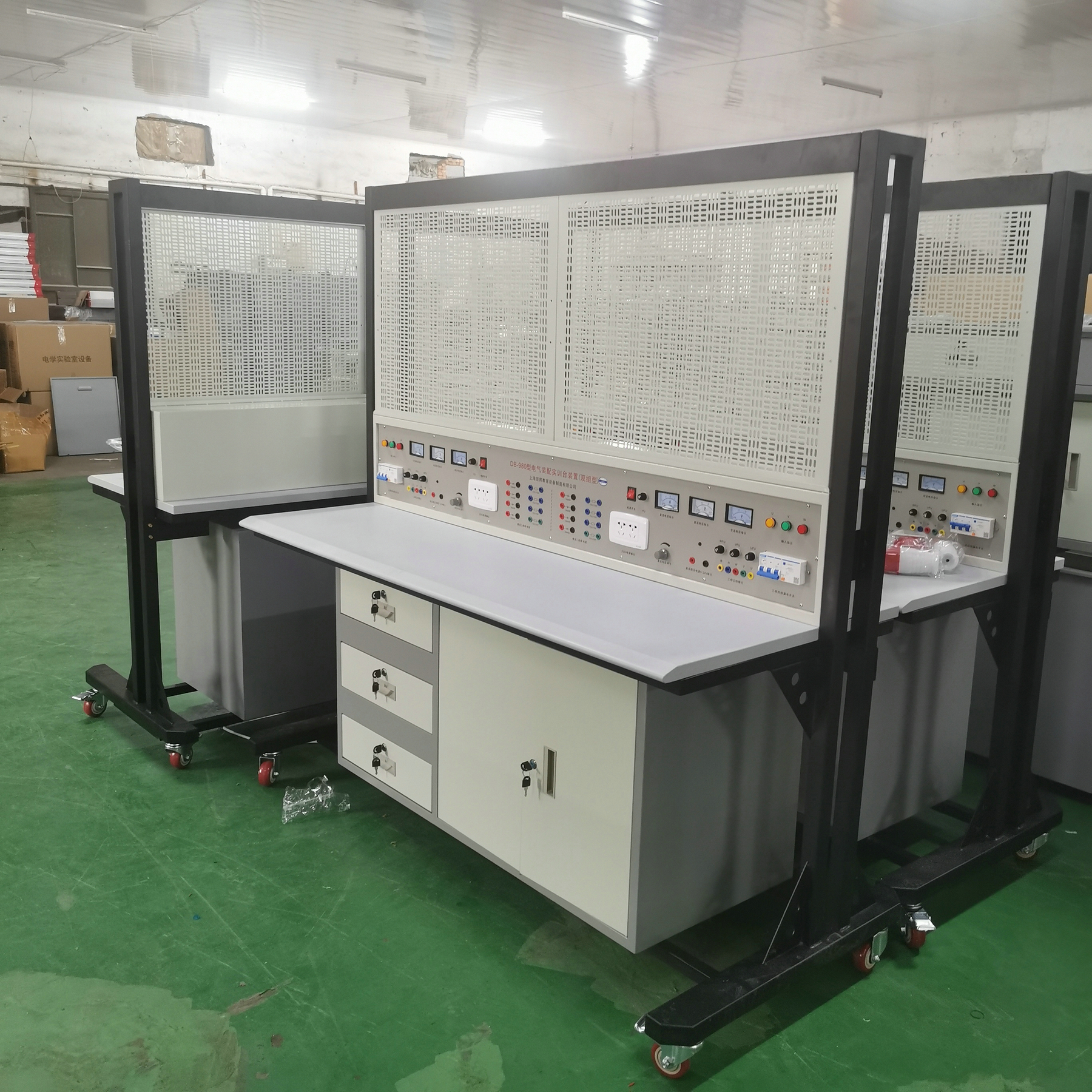 電氣裝配實訓(xùn)臺