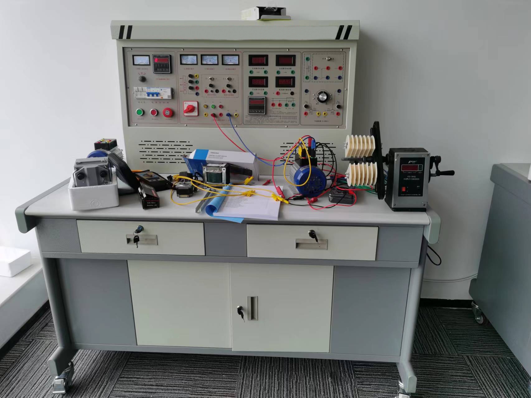 늙C(j��)�b�似�܌�(sh��)Ӗ(x��n)�b��