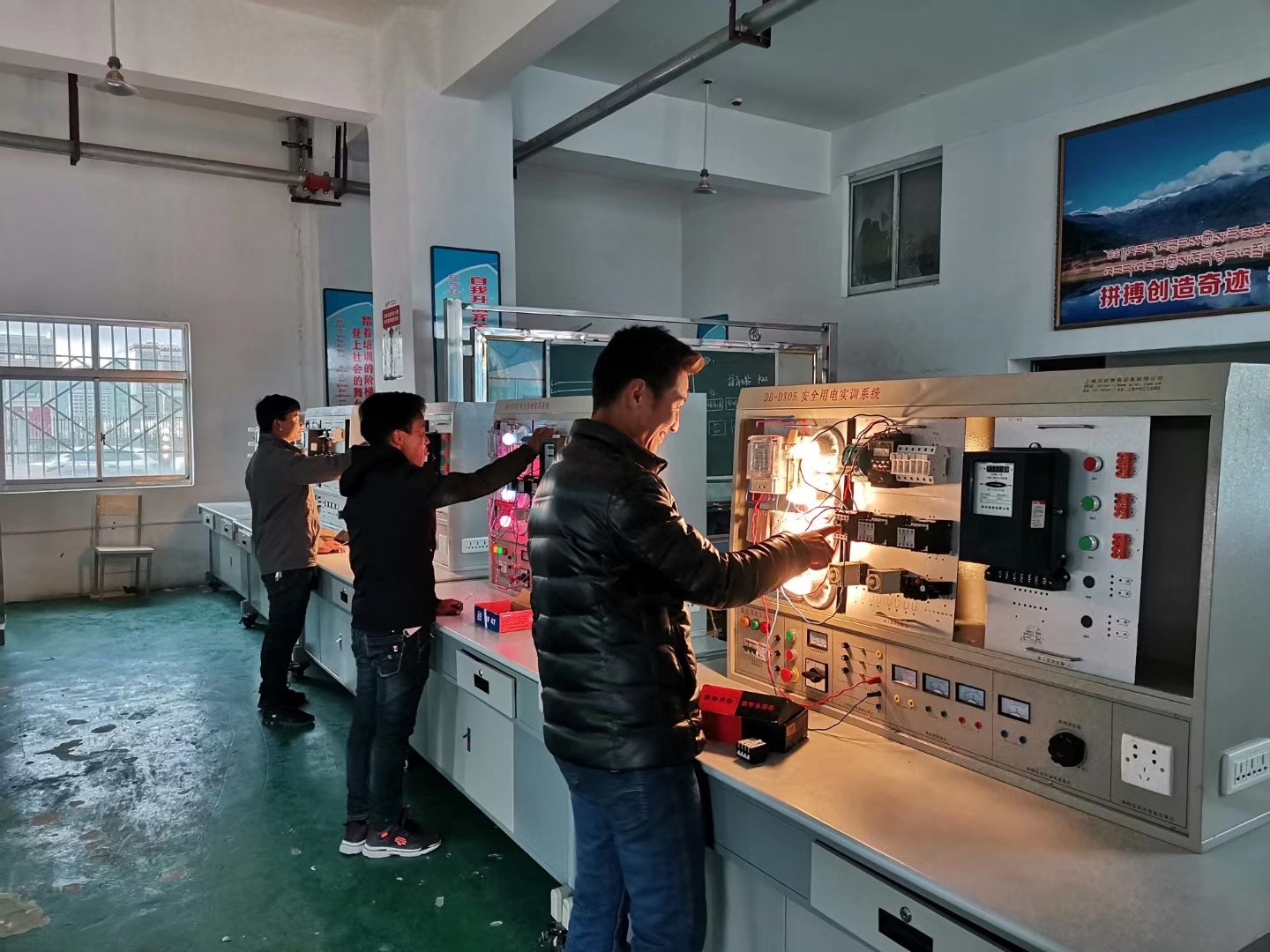 ��ȫ��늌�Ӗϵ�y(t��ng)