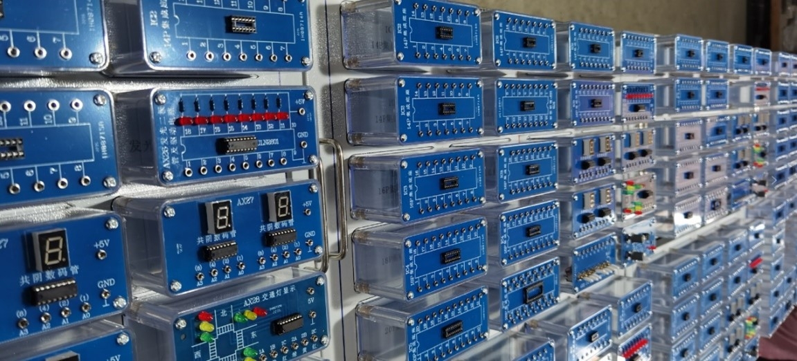 ͸���ЙC(j��)���Ϸ��]Ԫ��������(c��)��D