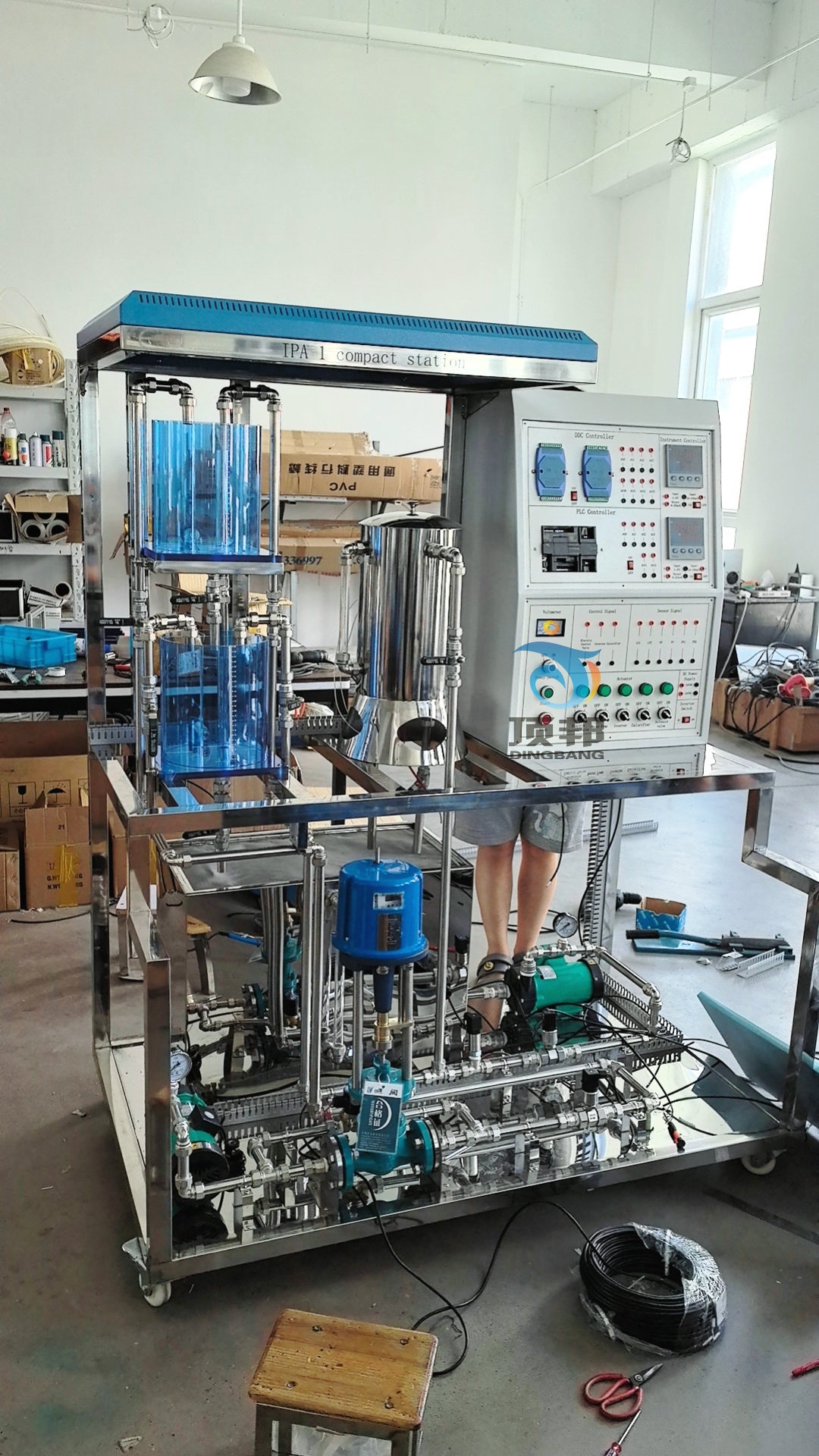 過程控制綜合實(shí)驗(yàn)裝置