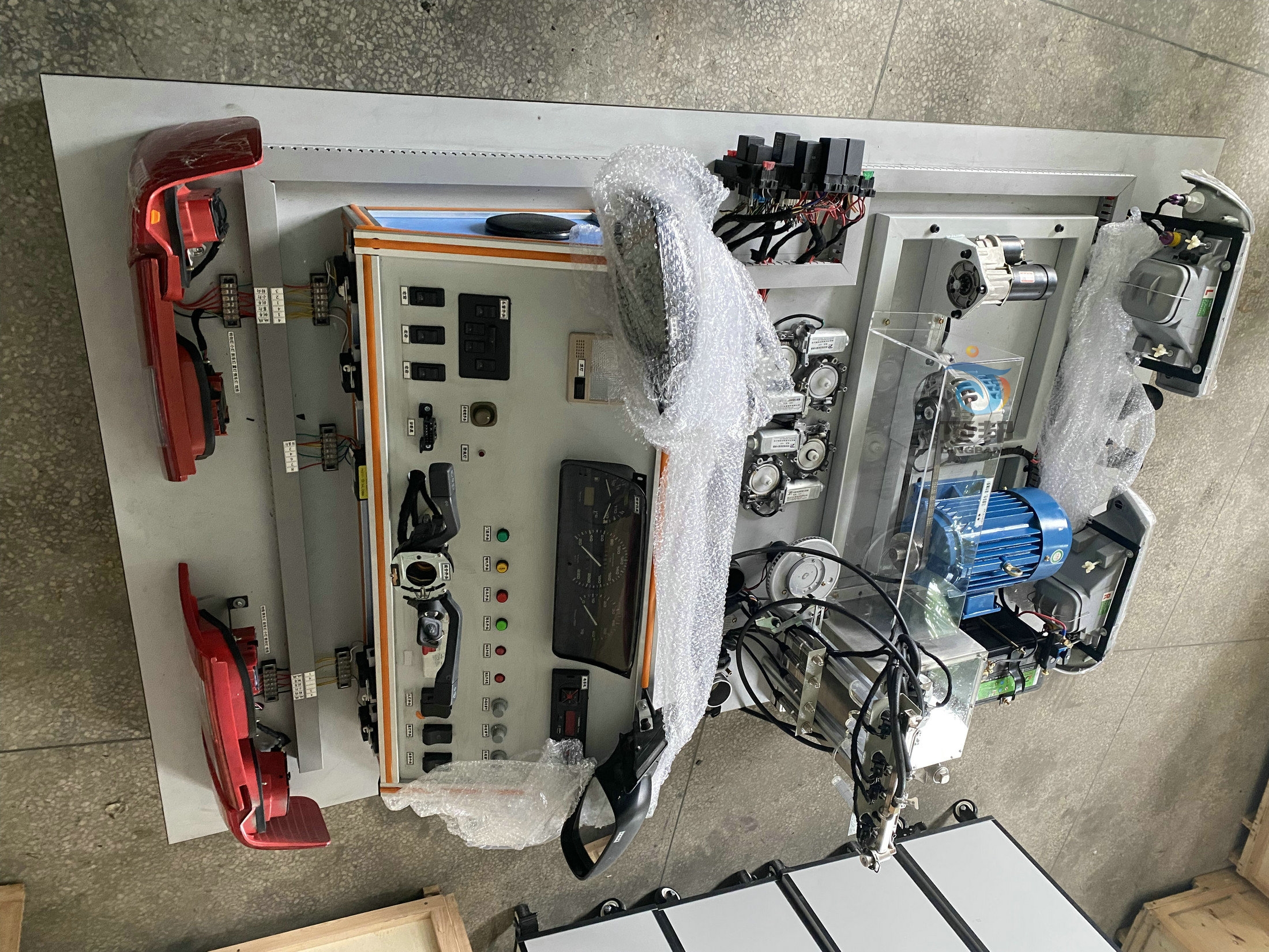 桑塔納2000GSI仿真電路實驗臺