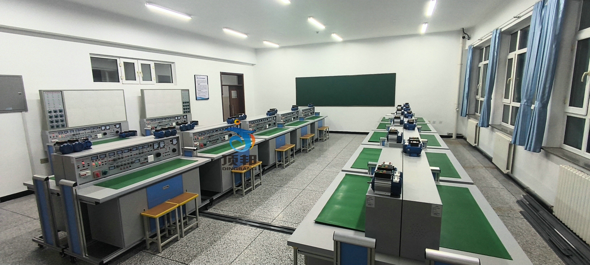 電工電子綜合實訓(xùn)裝置