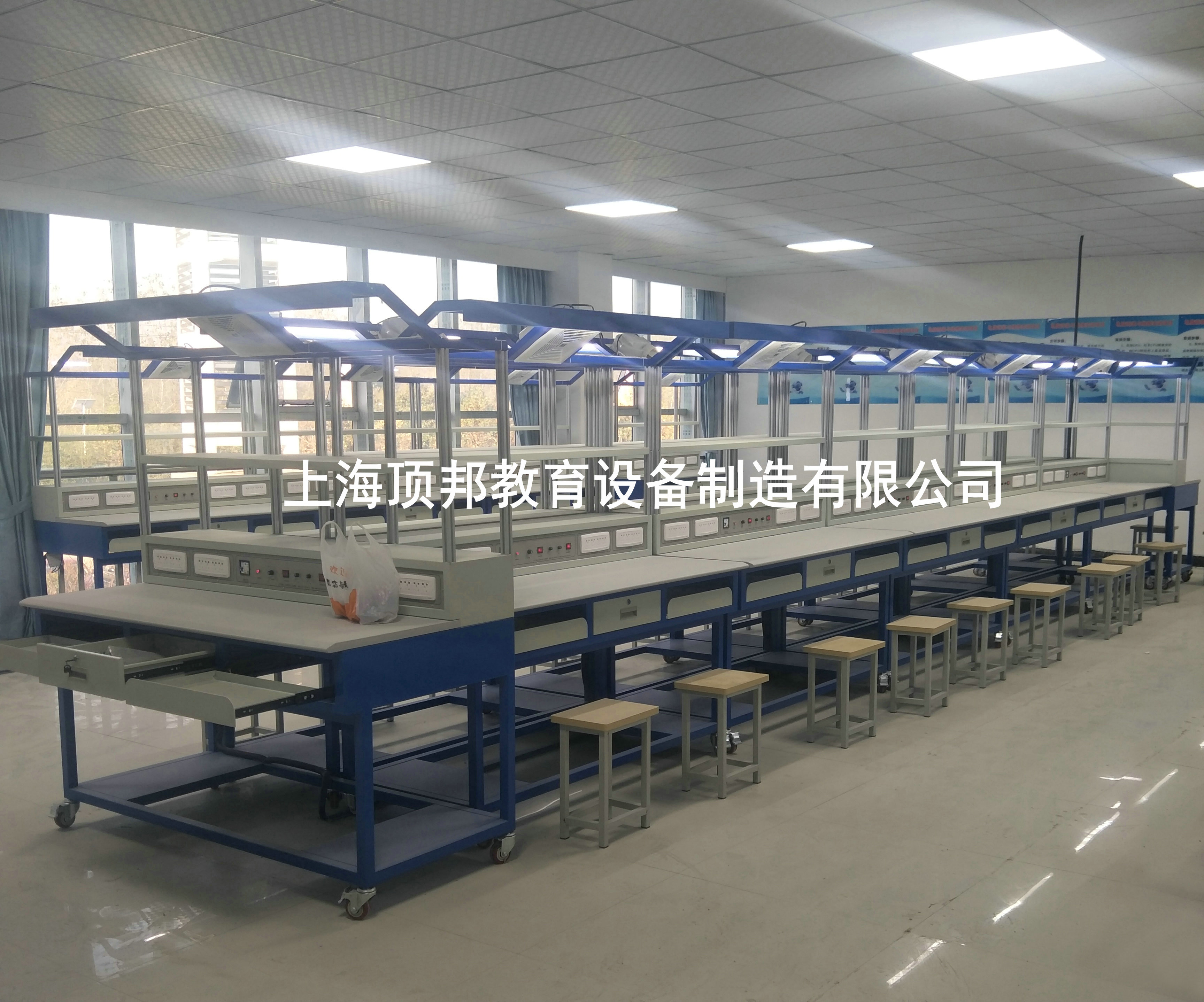 計算機(jī)組裝與維護(hù)實訓(xùn)裝置