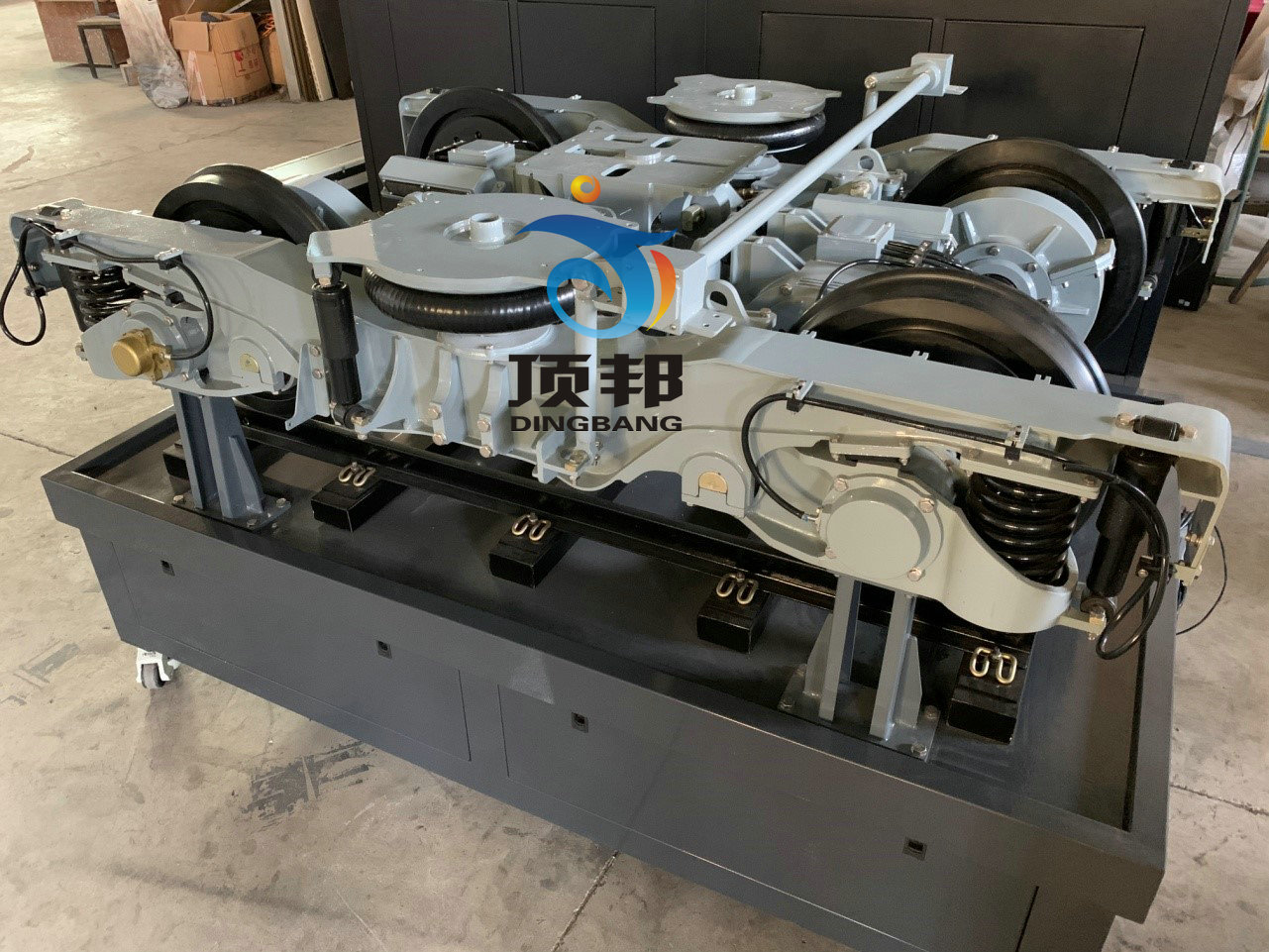 ����܉����ͨ܇�v�Y(ji��)��(g��u)��Ӗģ���O��